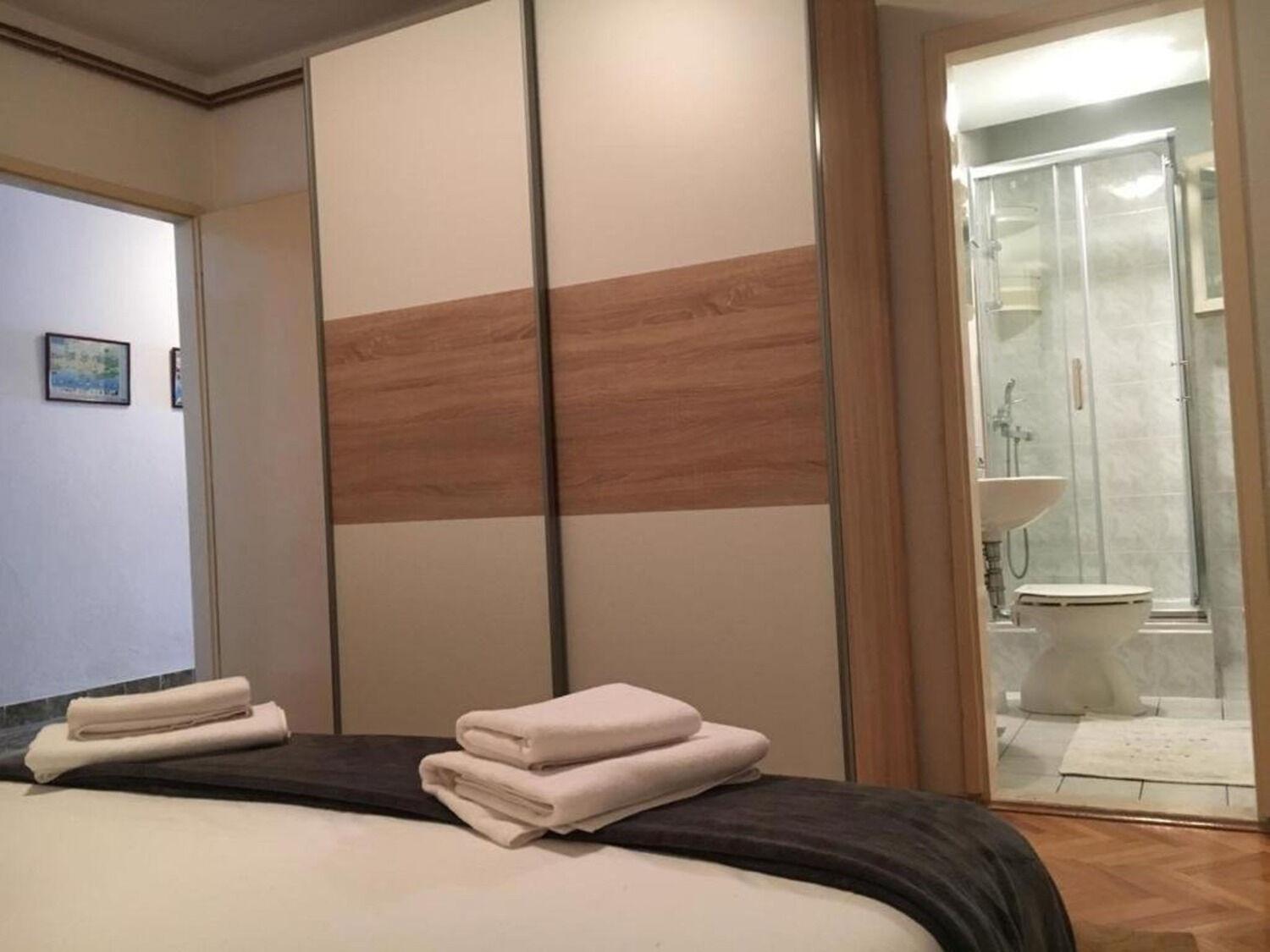 Apartment Zeljko Makarska Exteriör bild